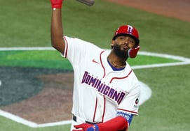 Доминик 'фабрика хоум-ранов ужасов' установил новый рекорд WBC 15 хоум-ранов → 'Нападение на Южную Корею' Каминеро Солопо! Бросать летучую мышь, поздравляя себя [Место действия в Майами]