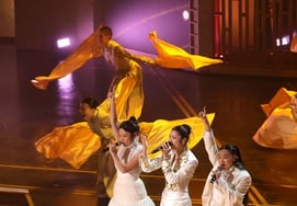 Sân khấu Oscar của 'Kedayeon' và 'Golden'DiCaprio 'Jin Kyung' cầm gậy cổ vũ [Lễ trao giải Oscar 2026]