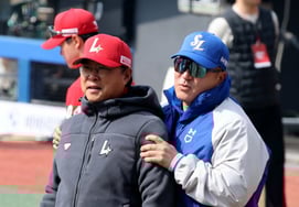 [相片儿] "肩膀依旧！' 崔亨宇