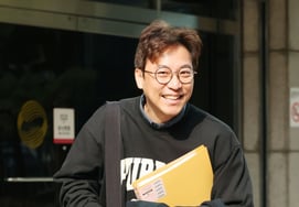 Tụi mình sẽ quay hình thật vui cho Immortal song của Oh Man Seok' [★Ảnh]