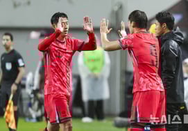 "Объявление о бесконечной конкуренции", тренер Хон Мён Бо: "Конечный список чемпионата мира еще не определен... Размышлять над этим до мая". [Один и тот же ответ на вопрос о месте Чхонана]