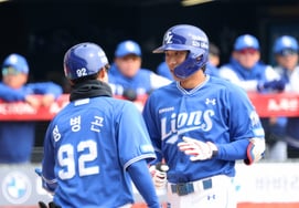 [一下子] 以2比0领先的三星队，"第3回合初击出1分本垒打"的李在贤