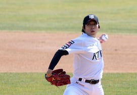 [Photo] LG's left-handed line got caught properly today!' Five Wonsuk