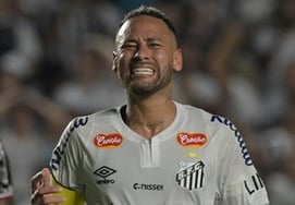 Neymar bị máy bay ném bom mới của EPL đẩy lùi với 'sự sỉ nhục' Ông nói với HLV Ancelotti: "Không có Hoàng đế Brazil."