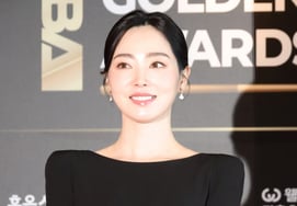 [相片儿] 车侑蓝"耀眼的黑玫瑰"