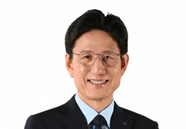 Shinhan Bank appointed Seo Dong-chul, head of the 'former Suwon KT coach', saying, "My shoulders are heavy, but... "I'll do my best for the team"