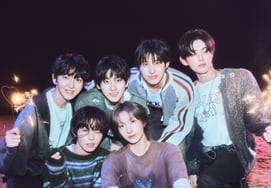 Mini album thứ 4 My First Kick của JYPvẻ đẹp thanh xuân rực rỡ