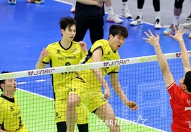 [Фото] За пределами линии!' Пак Сан Ха