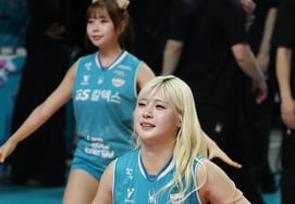 [Фото] Ан Хе Джи: «Выпускаем человеческие витамины»