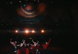 하트Heart công bố màn trình diễn có độ khó cao của Butterfly Doors