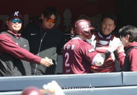 [相片儿] 李柱亨的"二垒打之后就是本垒打"'