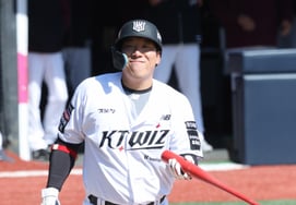 [Фото] Ким Хён Су 'Снова обманул'