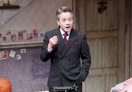 Harold Park Jiil in the play "The Offens", listen to me [★ Photo]