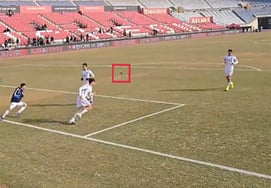 Bucheon FC Club Eventually Referees the Federation's Punishment Committee on 'Controversy over Throwing Foreign Substances in the Spectator'