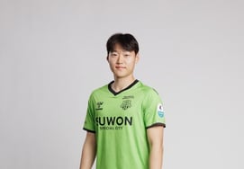 [官方] 水原FC与"青年出身的GK"崔俊英签约准职业联赛 "从前辈们那里学到了很多。"