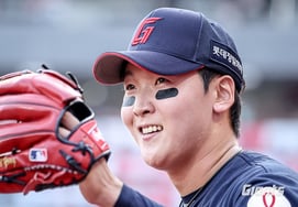 "サジクのマウンドはいつも胸が高鳴る" ロッテのチェ·ジュンヨン、肋骨の怪我→初の実戦150㎞1イニングパーフェクト！ 感動的な復帰の感想 [釜山現場]