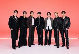 "Korean culture Korea engine comeback" BTS performs in Gwanghwamun, spotlights foreign media [Star Issue]