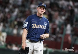 [breaking news] "Urgent" NC Oh My, Riley asks for replacement immediately after pitching → "Radiation muscle pain, scheduled treatment"... Can we play the opening game without the first starter of '2G 9 Runs'? [Suwon] [Breaking news 'super emergency' NC Oh My, request replacement immediately after Riley pitches → 'Radiation muscle pain, scheduled treatment'... Suwon site as the opening game will be held without the first starter of '2G 9 runs']