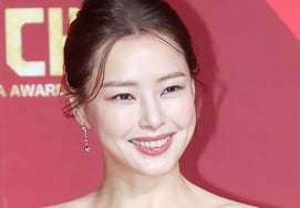 Время летит." Ли Ха Ни, первая новость после спора о разделении агентства на одного человека [человек.]