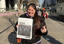 'BTS♥' Спектакль Кванхвамун, который также был удивлен АРМИ."Ожидание сцены "Swim" с 7 людьми" [Звёздный путь]