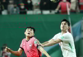 →进入世界杯决赛圈:王牌选手"震惊"被除名，"敢和敌国总理合影..."" 伊朗足球再次掀起"史无前例的风波"