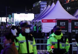 BTS公演が迫る光化門広場 [★写真]