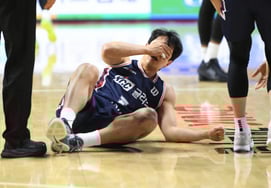 "The greatest pace ever." Heo Hoon collapsed. "Confirmed broken nose." KCC 'Super bad news'