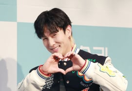 Kim Dong Wan (SHINHWA) công khai ủng hộ MC Ding Dong của chương trình bạo lực BJ [Star Issue]