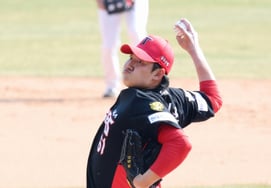 [相片儿] 金时勋《瞪眼逆投》