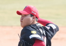 [Photo] Jo Sangwoo. "Straightforward, bang bang."