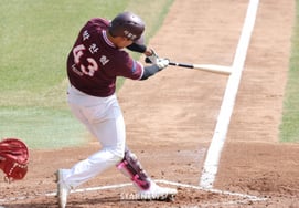 [Photo] "Park Chanhyuk". I got caught'