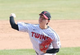 [Photo] Lee Minho's "Trying hard to change your mind."