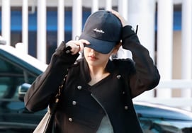 IVE Ahn Yujin's "Chic Black". [★ Photo]