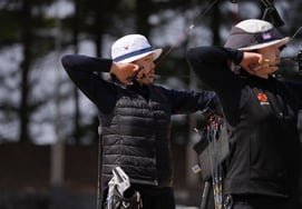 "韩国射箭大发"史上首位15岁女中学生入选国家队！ 男子组17岁高中生高居榜首，"复合弓新老交替新风潮"