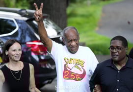 Падение национального папы...Билл Косби также проиграл и вынес решение о компенсации 28,7 миллиарда жертв сексуального насилия