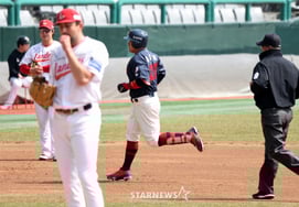 [フォト] 「先制ソロホームラン」ユ・カンナム