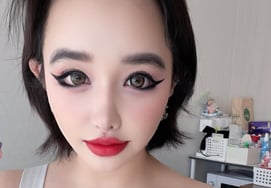 "Happy Birthday" selfie after shooting Sandara Park..Park Bom, no apple [Star Issue]