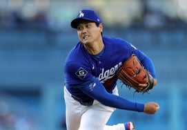 Ohtani's mouth is wide open. Every time I blink, I reveal the amount that sticks in my bank account, in a single day... "Finally, it became the number one in MLB's annual income."