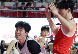 [相片儿] 姜志勋"抓住时机"'