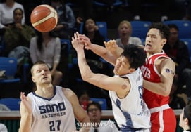 [Фото] Эдди Дэниел «Сделай это силой»