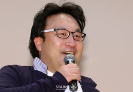 Lee Hyuk Jae chia sẻ về tình hình gần đây sau khi ngừng hoạt độngMình đã trở thành giám khảo audition cho thanh niên [Star Issue]