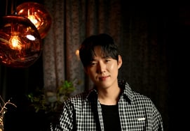 Nụ cười thu hút trái tim phái nữ của Baek Sung Hyun [★Ảnh]