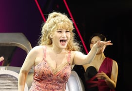 孙胜妍，魅力四射地拉法埃拉 [★照片]