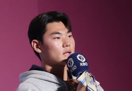 [相片儿] 金周元"尽全力的姿态"