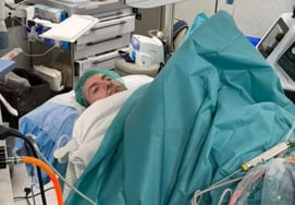 『ソン・フンミンもLAで嘆くべき悲報』元同僚、下り坂すらうまく歩けないとは··· 「膝から異物を取り除いた」トッテナムファンが『驚愕』