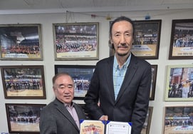 Поделиться надеждой Хан Ки Бом - Корейская спортивная ассоциация знаменитостей подписала деловое соглашение для расширения социального вклада.