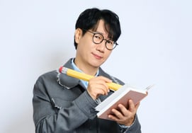 Ji Seok-jin, "I didn't get hypnotized in the past because of the arts and entertainment test, but I pretended to see my past life. He asked me to help him."