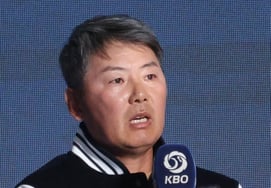 "Doosan was good at baseball" Kim Won-hyung emphasized twice, declaring the reconstruction of the prestigious family, 'the team's first experience of winning the championship.'