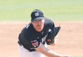 [Chụp ảnh] Tiếng Ả Rập 'Pitching'