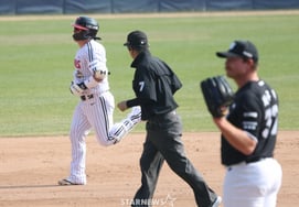 [Фото] Пак Дон Вон "Сауар Тонта, одиночная стрельба в погоне"